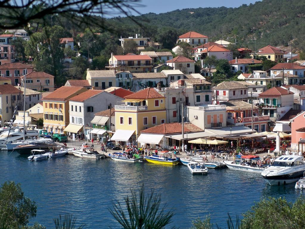 Sea Front Suite "Sea Tales" Gaios Ruang foto